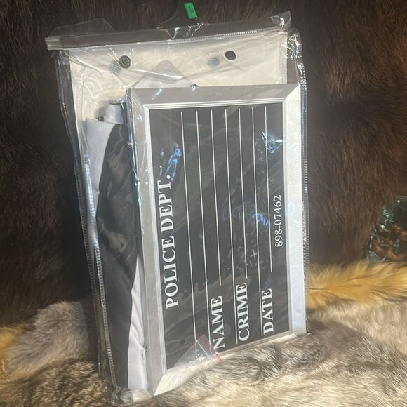 Spirit Halloween Jailbird Costume (6024B) - Picture 5 of 5